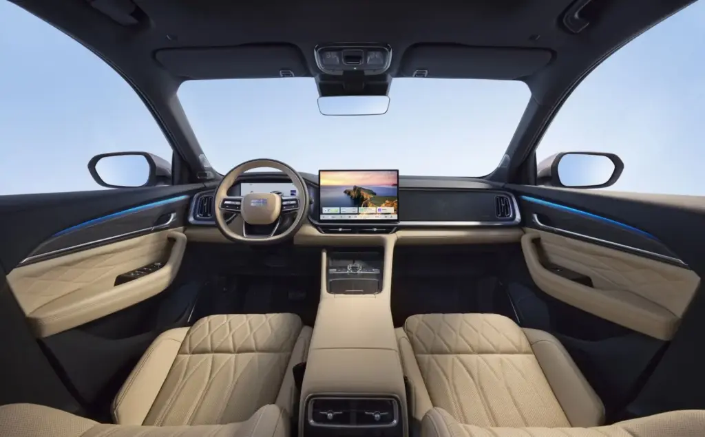 Geely Monjaro EM-i: el nuevo D-SUV con 334 CV y 116 kilómetros de autonomía eléctrica 64 Motor16 Geely Monjaro EM i Interior 28 Motor16