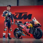 Pedro Acosta carga contra la regla de presiones de MotoGP y exige igualarlas antes de la salida