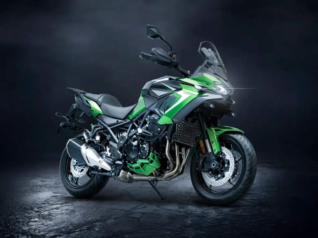 Kawasaki Versys 900 2027 9 Motor16