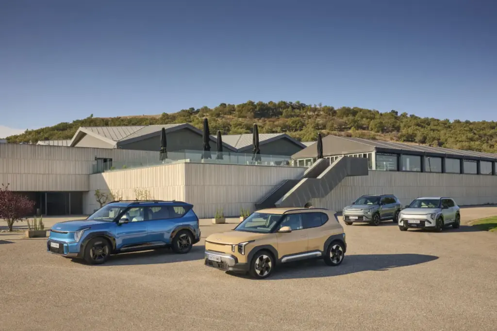Probamos la gama eléctrica de Kia. Tienes hasta 400 combinaciones para elegir 4 Motor16 Kia gama electrica 7 Motor16