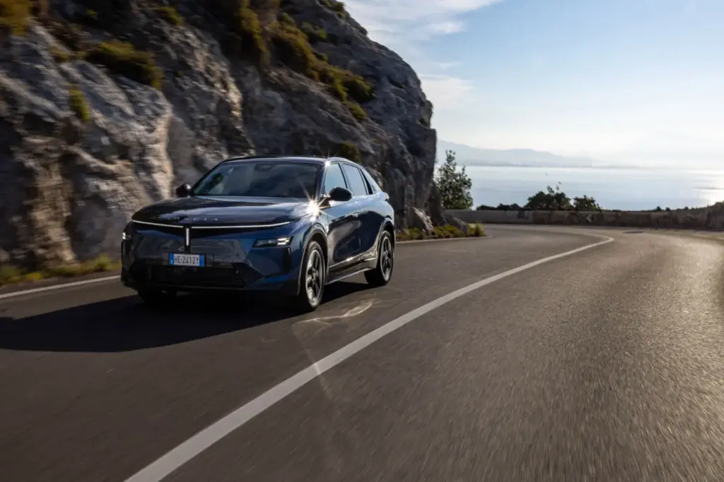 Probamos el Lancia Gamma: un regreso con el apellido Integrale como estrella 9 Motor16 LANCIA GAMMA 3 Motor16