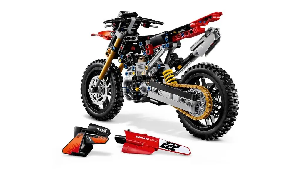 LEGO Technic Desmo450 MX Factory: la moto de motocross de Ducati ya se puede montar pieza a pieza por 49,99 € 6 Motor16 LEGO Technic Ducati Desmo450 MX Factory8 Motor16