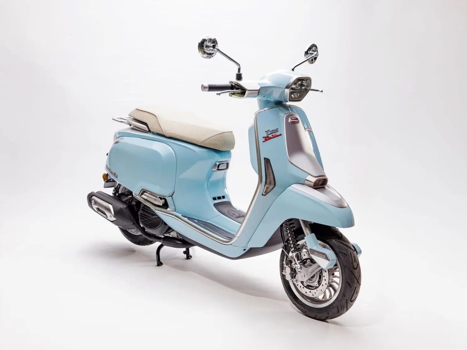 Lambretta J125: el scooter retro de 125 cc y 10 CV que planta cara a la Vespa Primavera