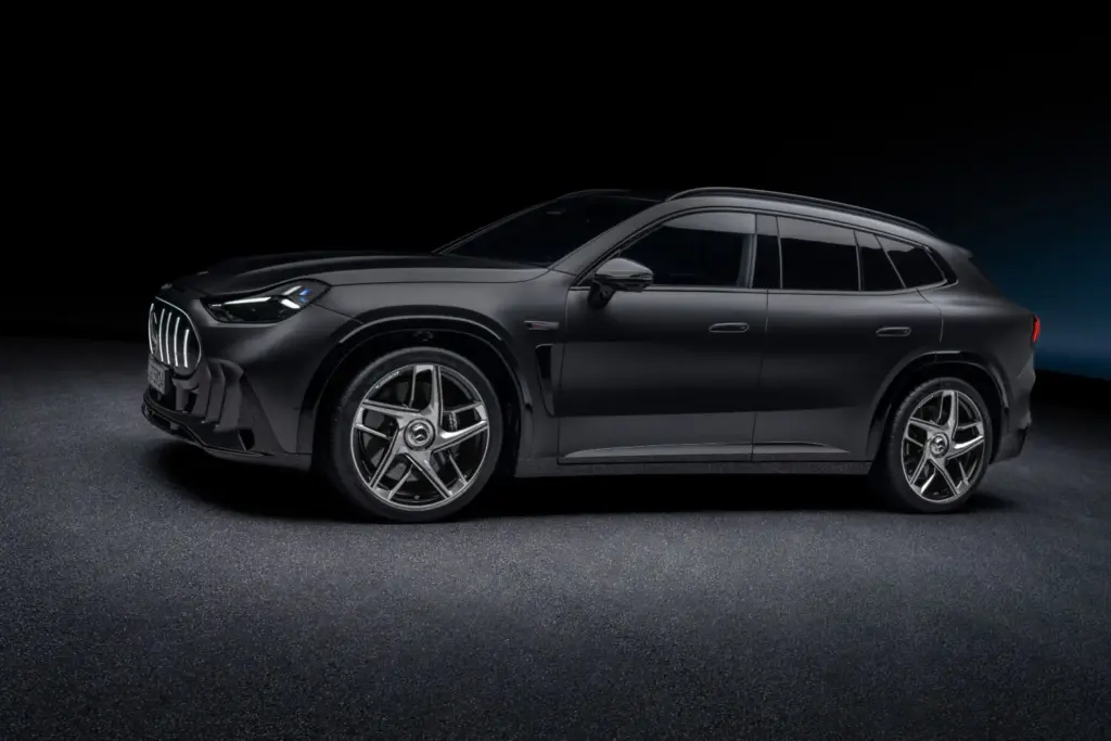Mercedes-AMG se lanza al mundo SUV con el nuevo GT: eléctrico y hasta 1.169 caballos 20 Motor16 MERCEDES AMG GT SUV 15 Motor16
