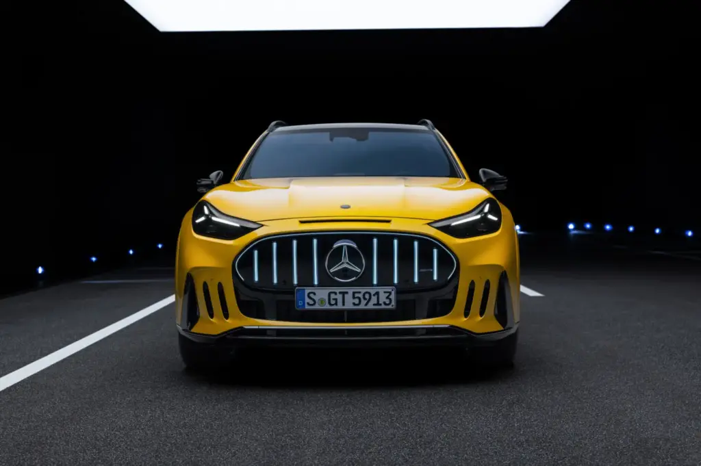 Mercedes-AMG se lanza al mundo SUV con el nuevo GT: eléctrico y hasta 1.169 caballos 44 Motor16 MERCEDES AMG GT SUV 39 Motor16