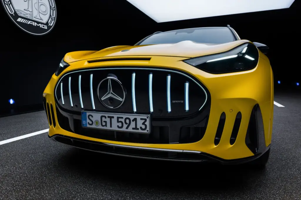 Mercedes-AMG se lanza al mundo SUV con el nuevo GT: eléctrico y hasta 1.169 caballos 47 Motor16 MERCEDES AMG GT SUV 42 Motor16