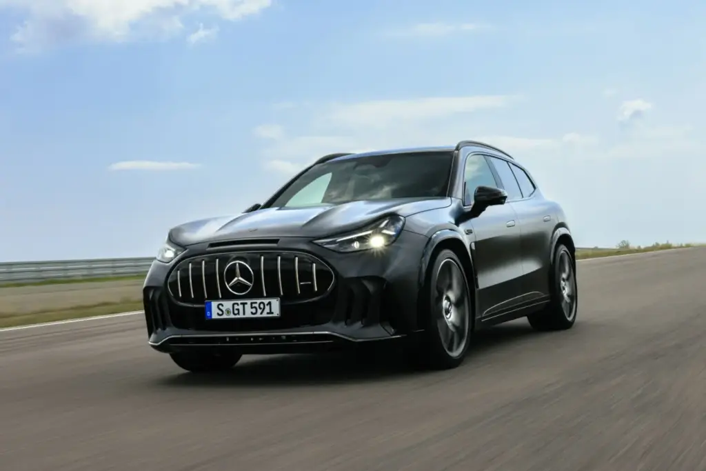 Mercedes-AMG se lanza al mundo SUV con el nuevo GT: eléctrico y hasta 1.169 caballos 72 Motor16 MERCEDES AMG GT SUV 67 Motor16