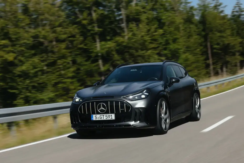 Mercedes-AMG se lanza al mundo SUV con el nuevo GT: eléctrico y hasta 1.169 caballos 74 Motor16 MERCEDES AMG GT SUV 69 Motor16