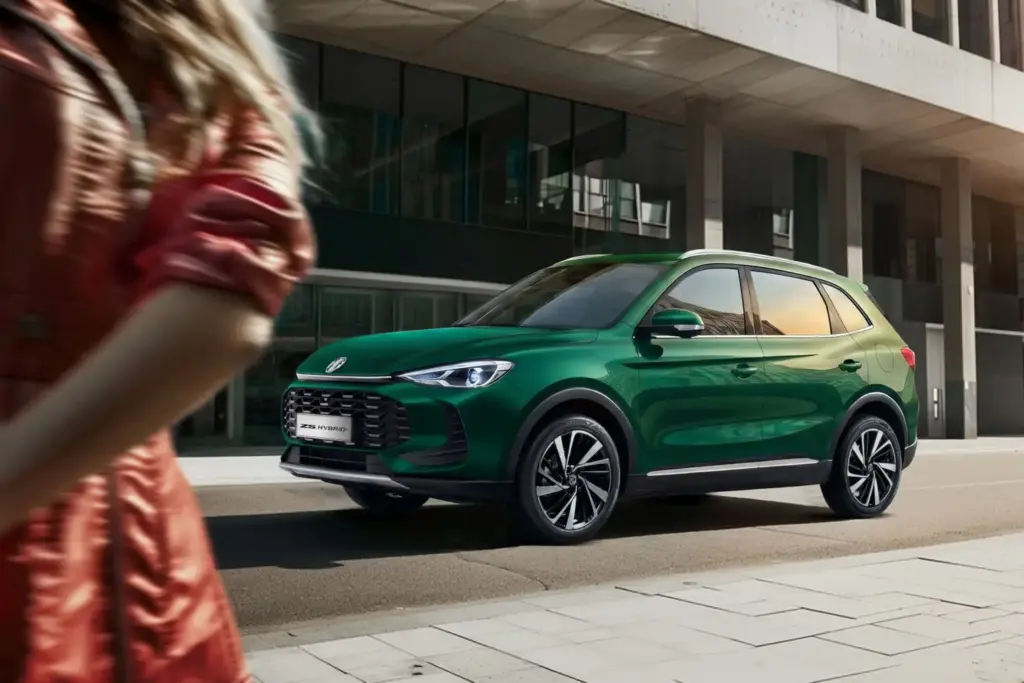 El MG ZS se actualiza con evidentes mejoras y a un precio imbatible 15 Motor16 MG ZS 2026 11 Motor16