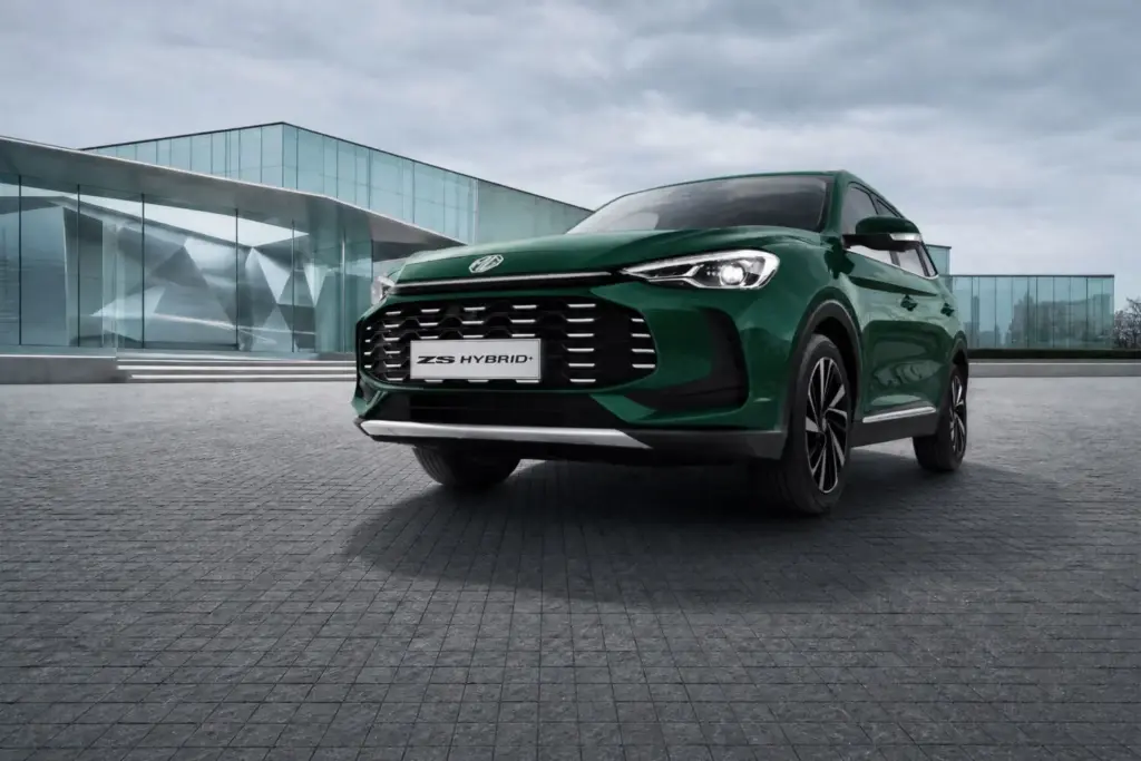 El MG ZS se actualiza con evidentes mejoras y a un precio imbatible 8 Motor16 MG ZS 2026 4 Motor16