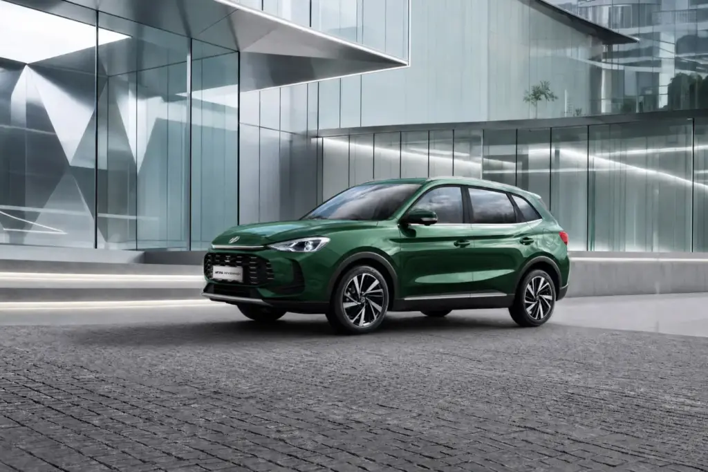 El MG ZS se actualiza con evidentes mejoras y a un precio imbatible 10 Motor16 MG ZS 2026 6 Motor16
