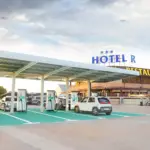 El hub de recarga ultrarrápida de la A-3 que hace viable el reparto con furgoneta eléctrica entre Madrid y Valencia