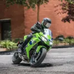 Kawasaki Ninja 650 2027: más deportiva y precisa sin perder su carácter accesible