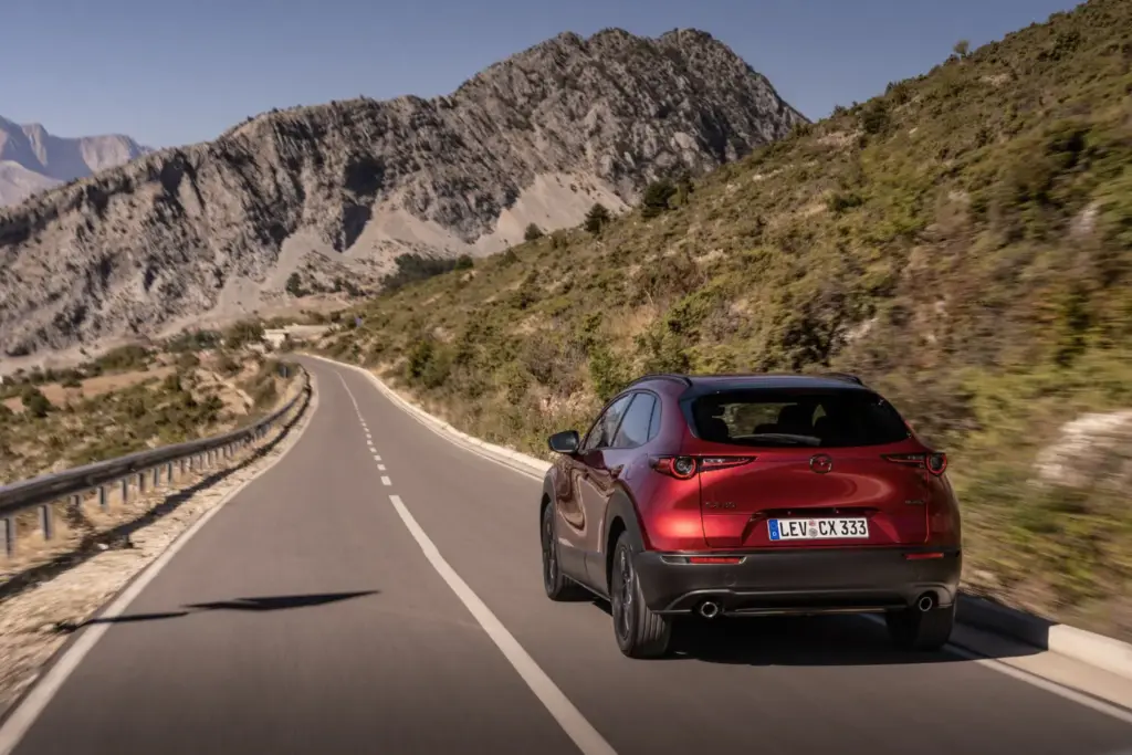 Mazda CX-30 2027: más versiones, nuevos acabados y tecnología de seguridad mejorada 4 Motor16 Nuevo Mazda CX 30 2027 1 Motor16