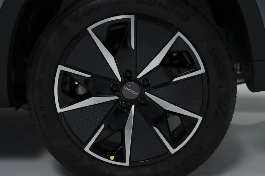 Nuevo OMODA 5 SHS hibrido Exterior 10 Motor16