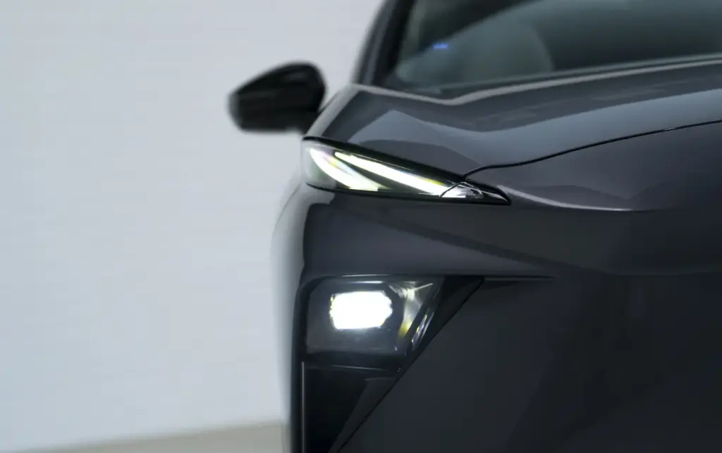 Nuevo OMODA 5 SHS hibrido Exterior 17 Motor16