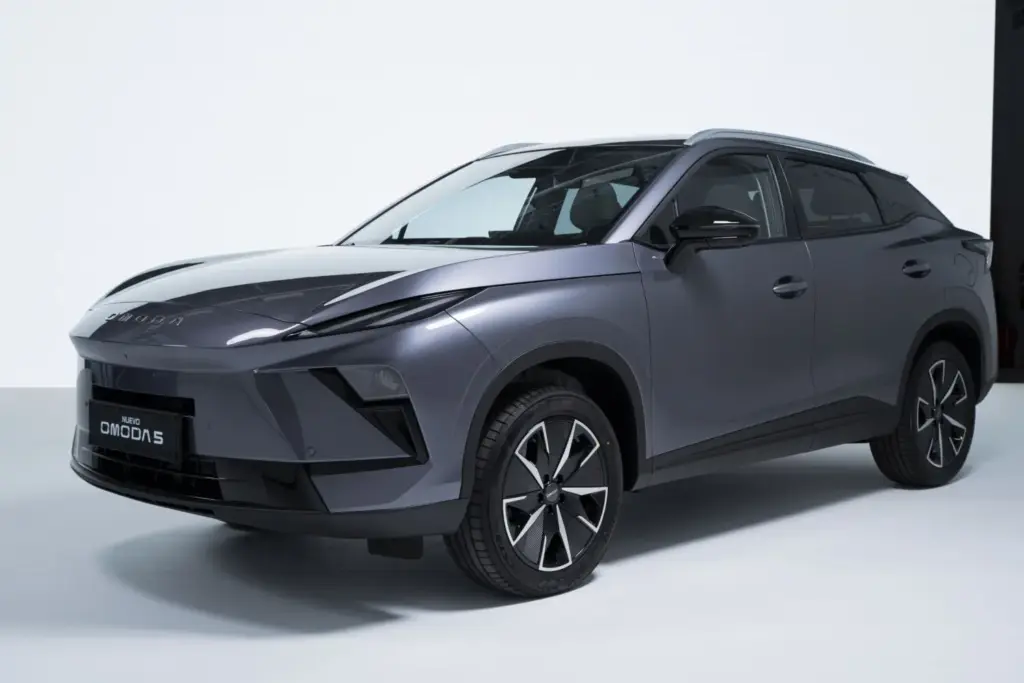 Nuevo OMODA 5 SHS hibrido Exterior 2 Motor16