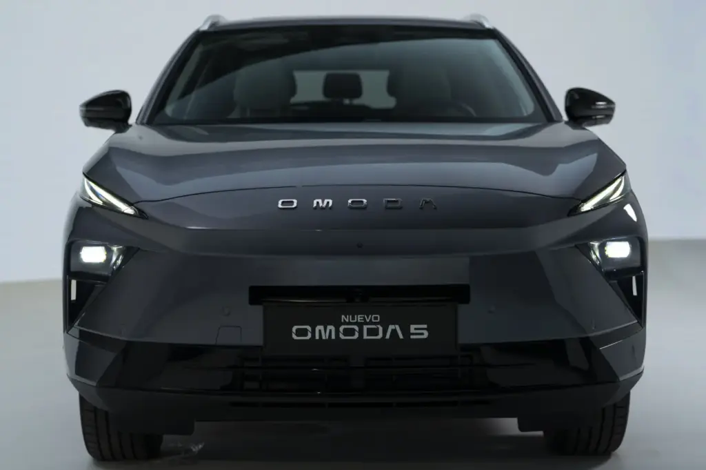 Nuevo OMODA 5 SHS hibrido Exterior 3 Motor16