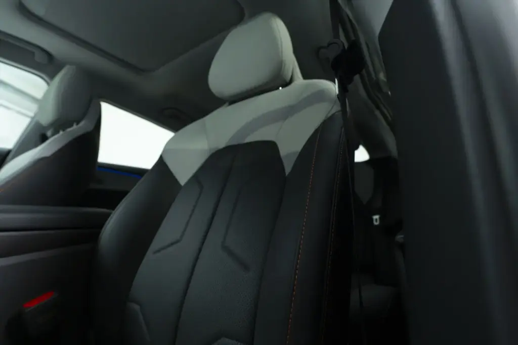 Nuevo OMODA 5 Interior 40 Motor16