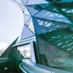 BMW podría recortas sus puestos directivos y poner la IA al mando de la reestructuración