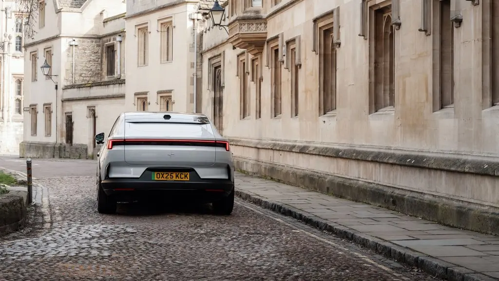 Qué se siente al volante de un Polestar 4: Oxford mide por primera vez la emoción al conducir un coche de 544 CV 6 Motor16 POLESTAR 42 Motor16
