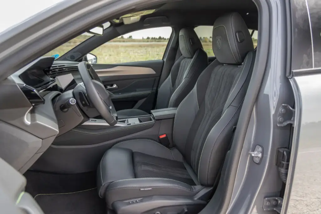 Prueba del Peugeot 308 GT Exclusive Plug-in Hybrid e-DCT7 195 CV 30 Motor16 Peugeot 308 Plug in PHEV 195 cv 25 Motor16