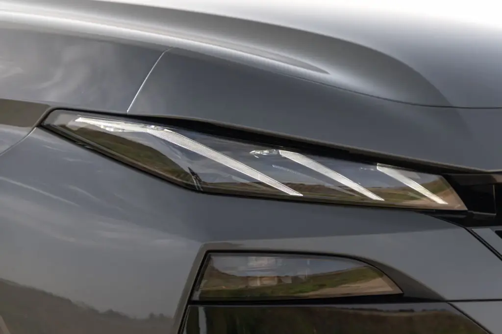 Prueba del Peugeot 308 GT Exclusive Plug-in Hybrid e-DCT7 195 CV 8 Motor16 Peugeot 308 Plug in PHEV 195 cv 3 Motor16