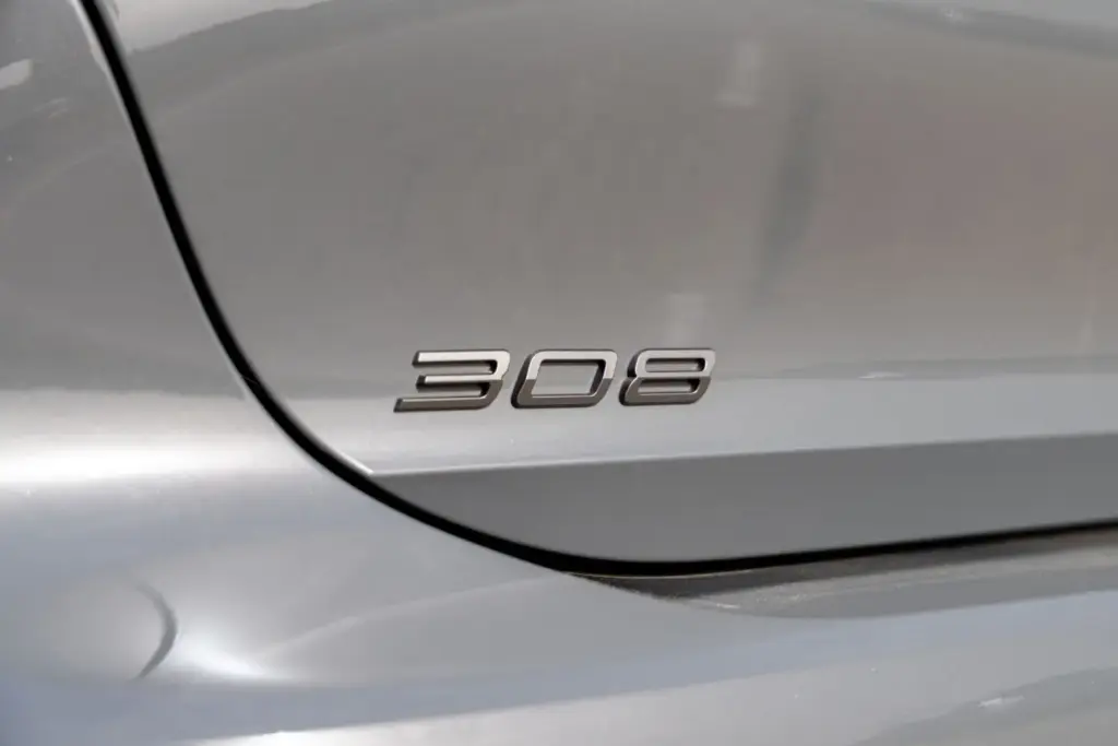 Prueba del Peugeot 308 GT Exclusive Plug-in Hybrid e-DCT7 195 CV 35 Motor16 Peugeot 308 Plug in PHEV 195 cv 30 Motor16