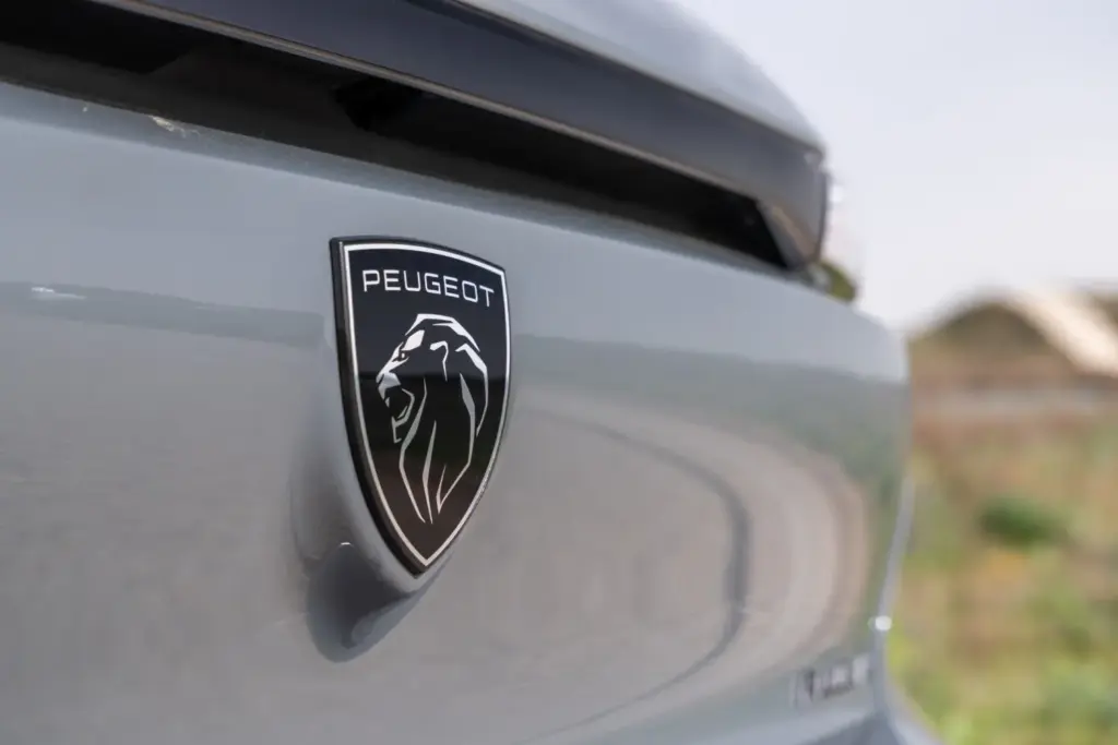 Prueba del Peugeot 308 GT Exclusive Plug-in Hybrid e-DCT7 195 CV 37 Motor16 Peugeot 308 Plug in PHEV 195 cv 32 Motor16