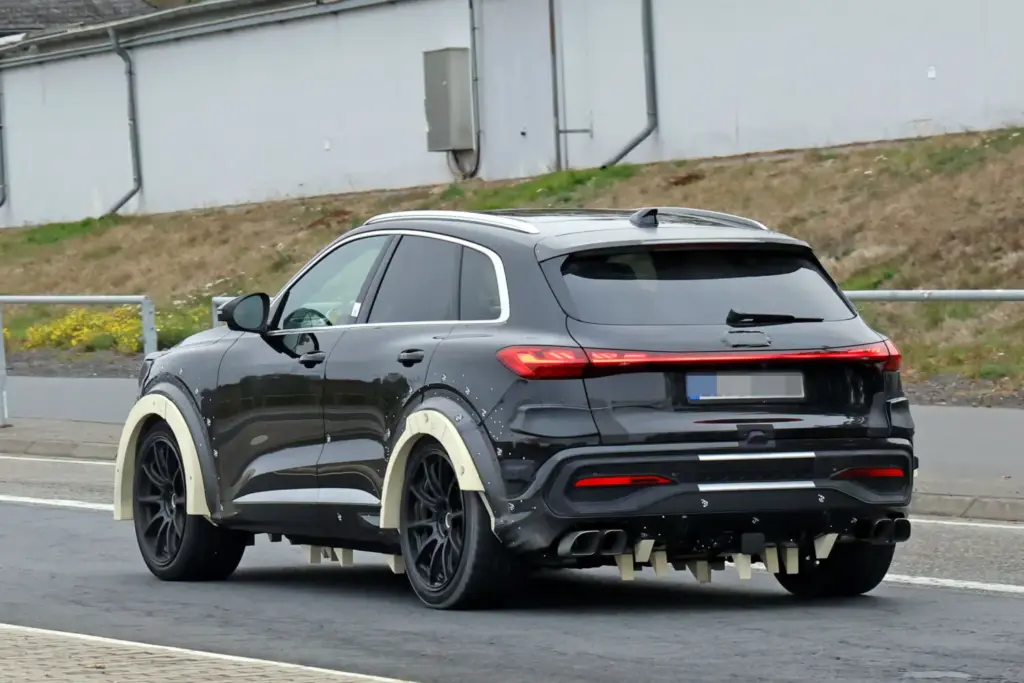 Fotos espía del Porsche Macan 2028: el proyecto Octan toma forma en Nürburgring 15 Motor16 Porsche Macan 2028 gasolina espia 13 Motor16