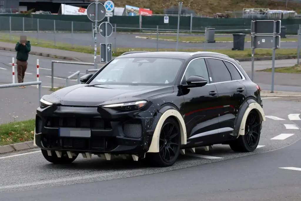 Fotos espía del Porsche Macan 2028: el proyecto Octan toma forma en Nürburgring 5 Motor16 Porsche Macan 2028 gasolina espia 3 Motor16