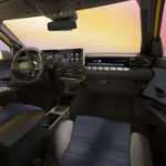 El Renault 5 2027 estrena cabina renovada: más tecnología, mejor eficiencia y ya disponible en España