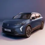 Renault Scenic E-Tech eléctrico 2026: más autonomía, carga más rápida y Gemini a bordo