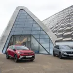 Renault celebra en Zaragoza sus 75 años en España con cinco modelos híbridos Made in Spain