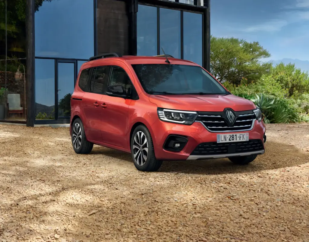Renault Kangoo E-Tech eléctrico: más autonomía, potencia y conectividad para el día a día 18 Motor16 Renault Kangoo 2027 14 Motor16