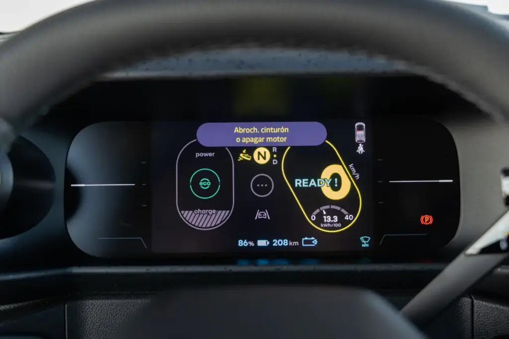 Renault Twingo E Tech techno prueba 24 Motor16