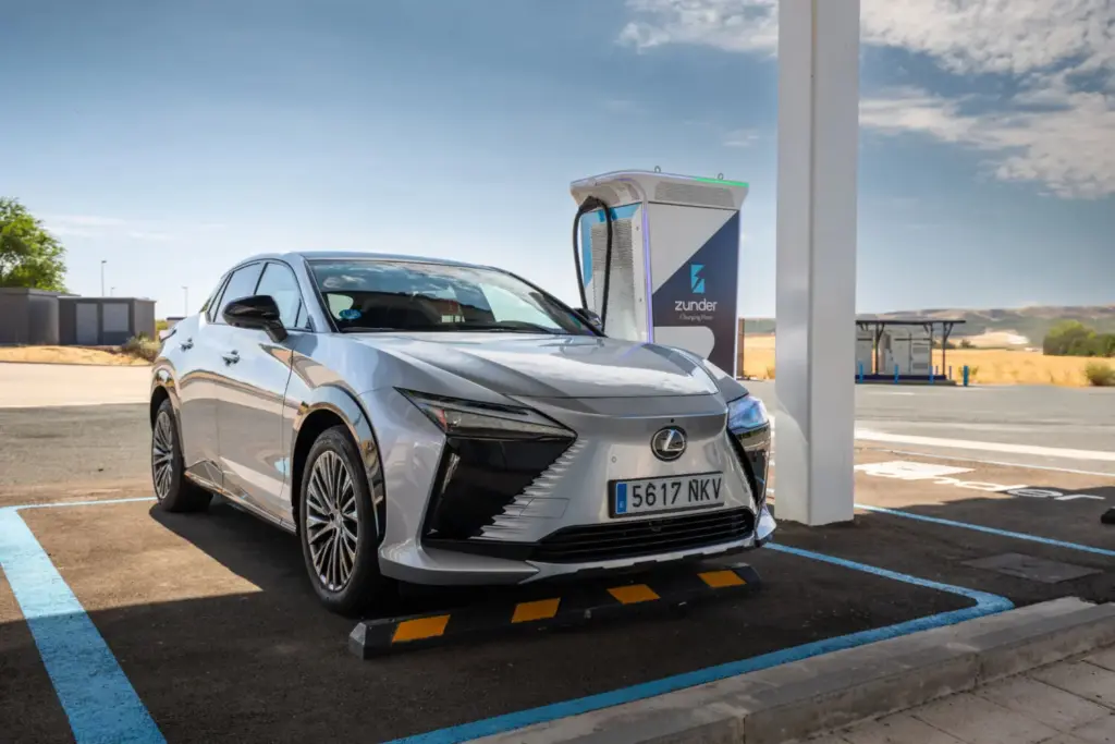 Ruta Pamplona Lexus Rz. Recarga Los Arcos 1 Motor16