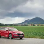 Škoda Octavia Hybrid, el icónico checo, el primer coche de la marca con versión full hybrid