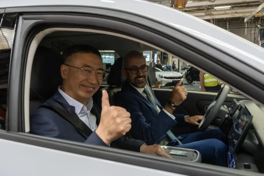STELLANTIS LEAPMOTOR ZARAGOZA DANILO ANNESE JIANGMING ZHU Motor16