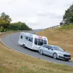 El Škoda Superb Combi se corona como el mejor coche para viajar con caravana en 2027