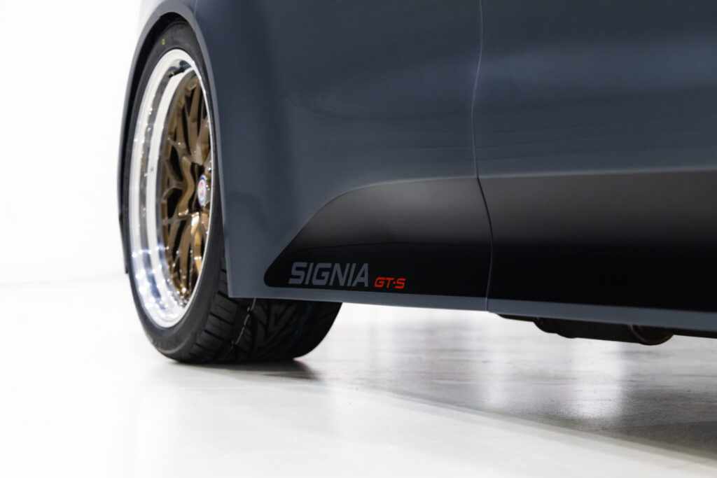 TOYOTA Crown Signia GTS 2026 SEMAjpg 10 Motor16