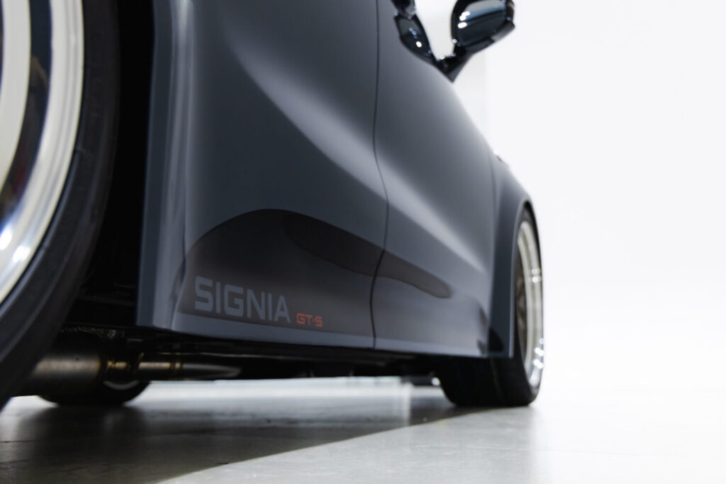 TOYOTA Crown Signia GTS 2026 SEMAjpg 11 Motor16