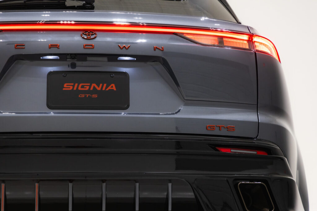 TOYOTA Crown Signia GTS 2026 SEMAjpg 12 Motor16