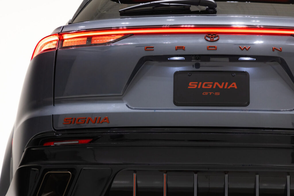 TOYOTA Crown Signia GTS 2026 SEMAjpg 13 Motor16