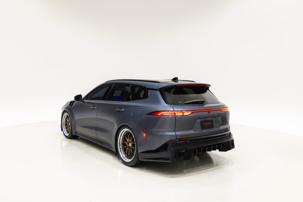 TOYOTA Crown Signia GTS 2026 SEMAjpg 22 Motor16