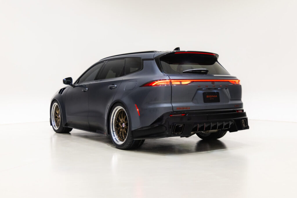 TOYOTA Crown Signia GTS 2026 SEMAjpg 26 Motor16