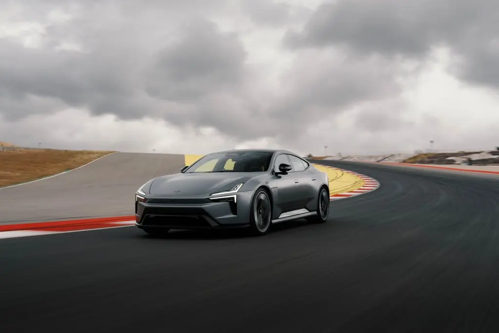 Qué se siente al volante de un Polestar 4: Oxford mide por primera vez la emoción al conducir un coche de 544 CV 23 Motor16 The anatomy of performance polestar17 Motor16
