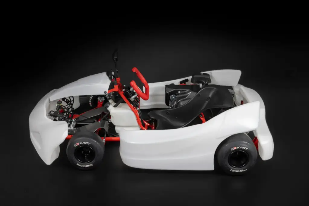 Toyota GR KART: un kart de competición para acercar el automovilismo a niños y adultos 14 Motor16 Toyota GR Kart 10 Motor16