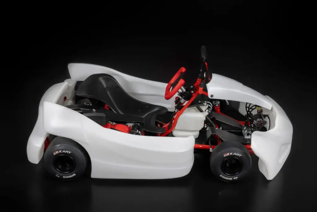 Toyota GR KART: un kart de competición para acercar el automovilismo a niños y adultos 15 Motor16 Toyota GR Kart 11 Motor16