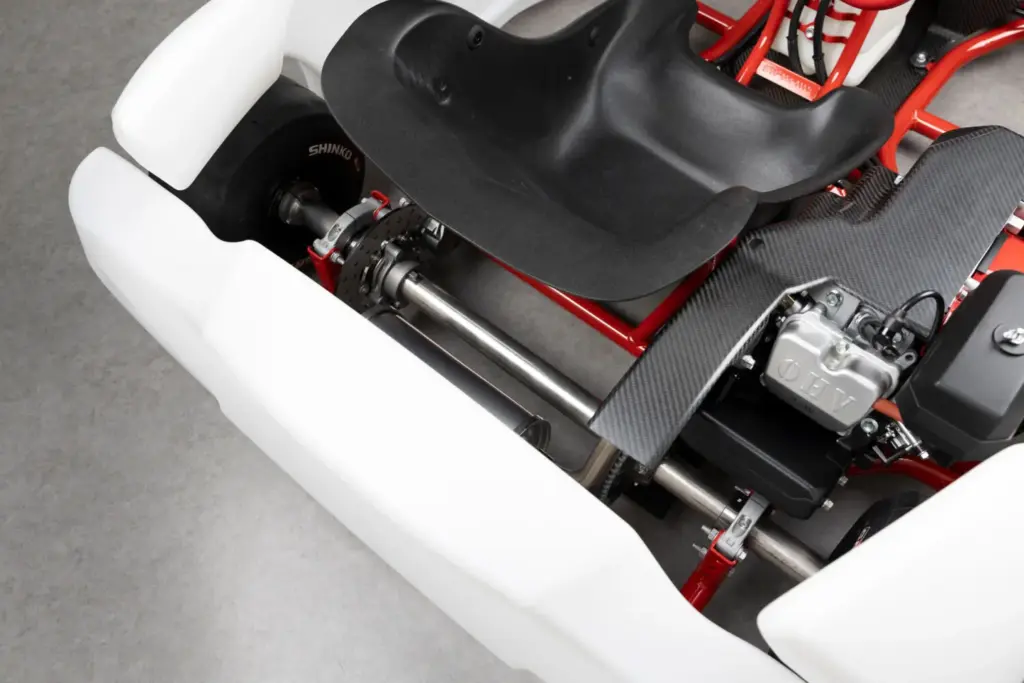 Toyota GR KART: un kart de competición para acercar el automovilismo a niños y adultos 20 Motor16 Toyota GR Kart 16 Motor16
